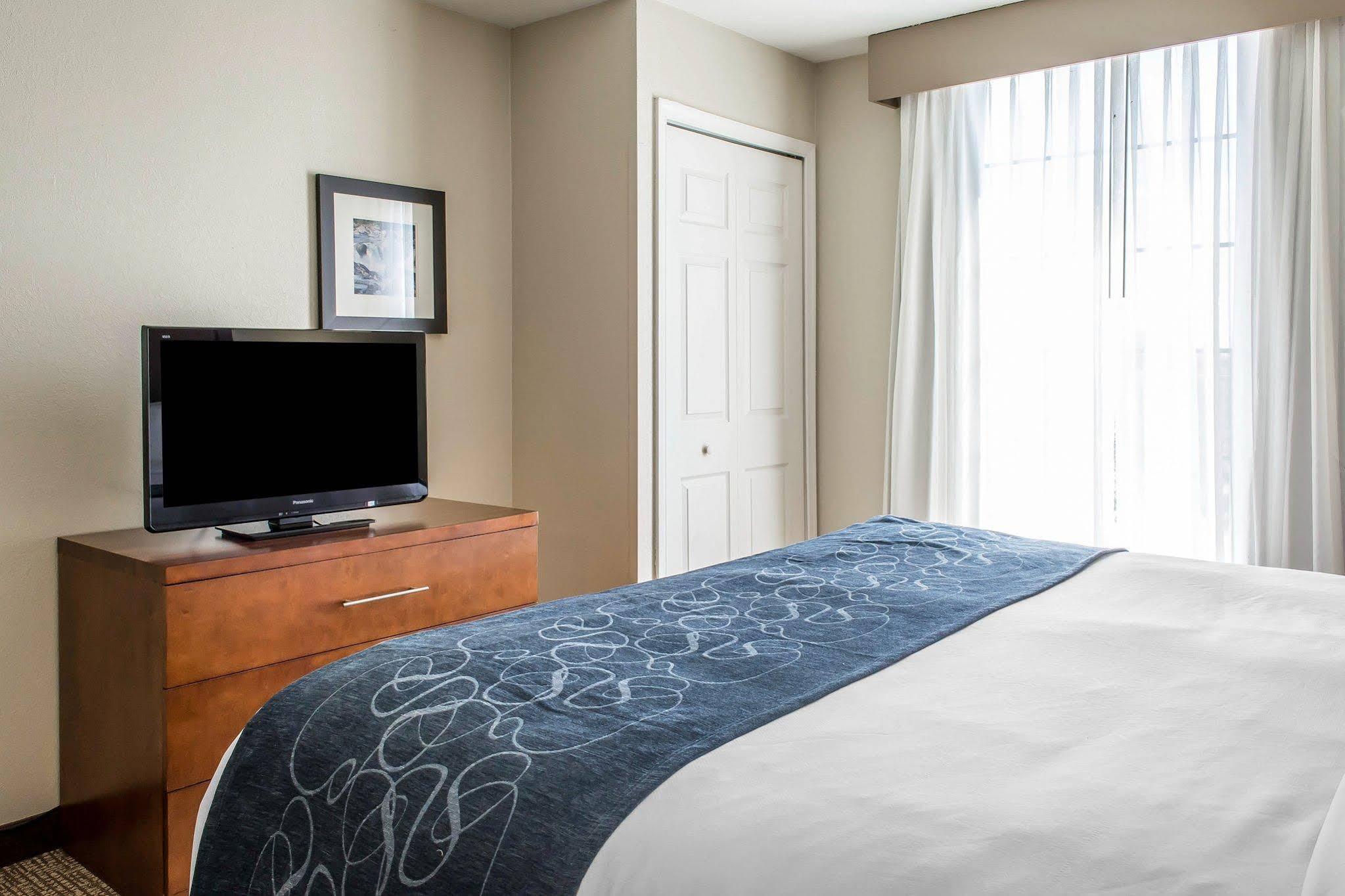 Comfort Suites Near Potomac Mills Вудбридж Екстер'єр фото