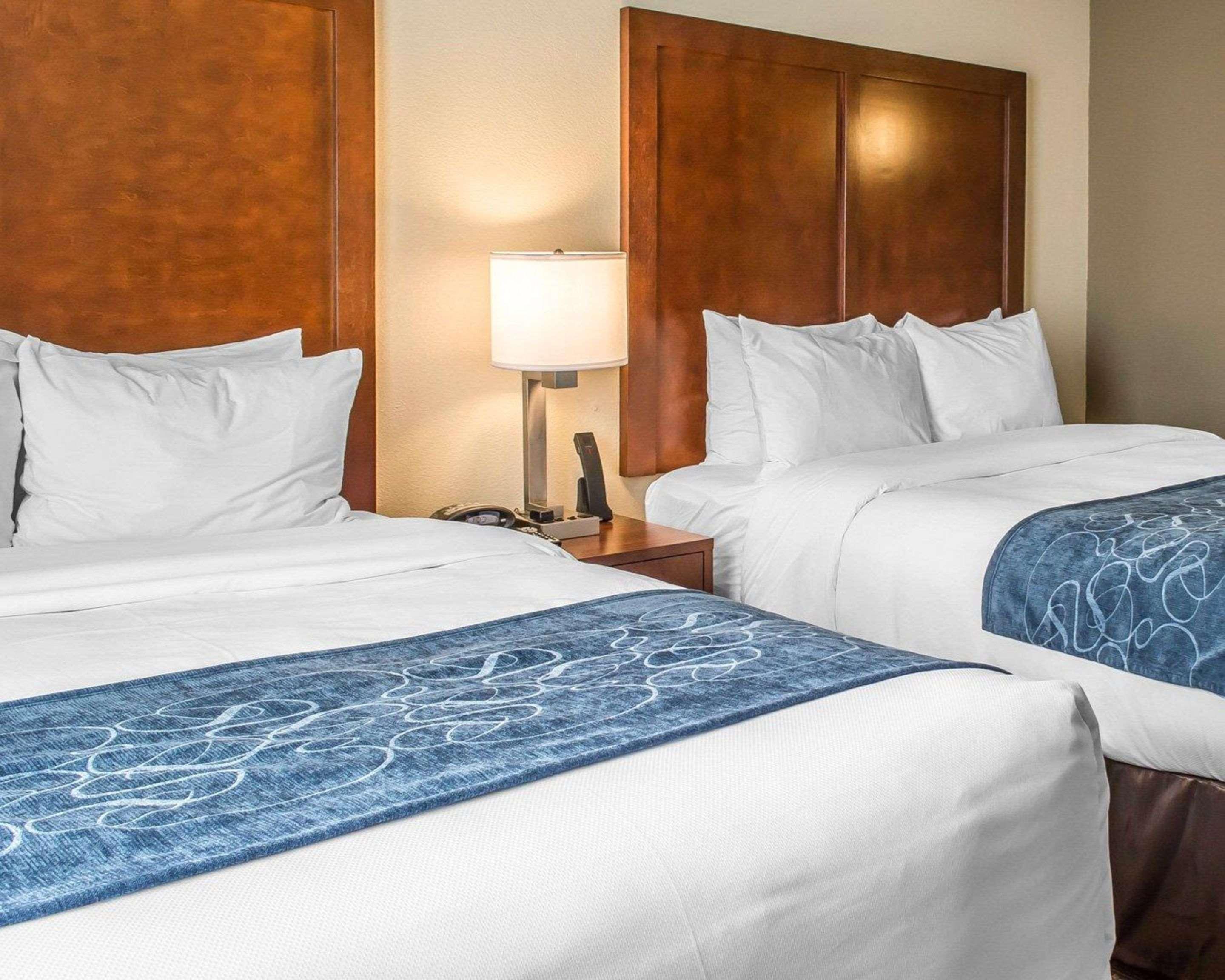 Comfort Suites Near Potomac Mills Вудбридж Екстер'єр фото