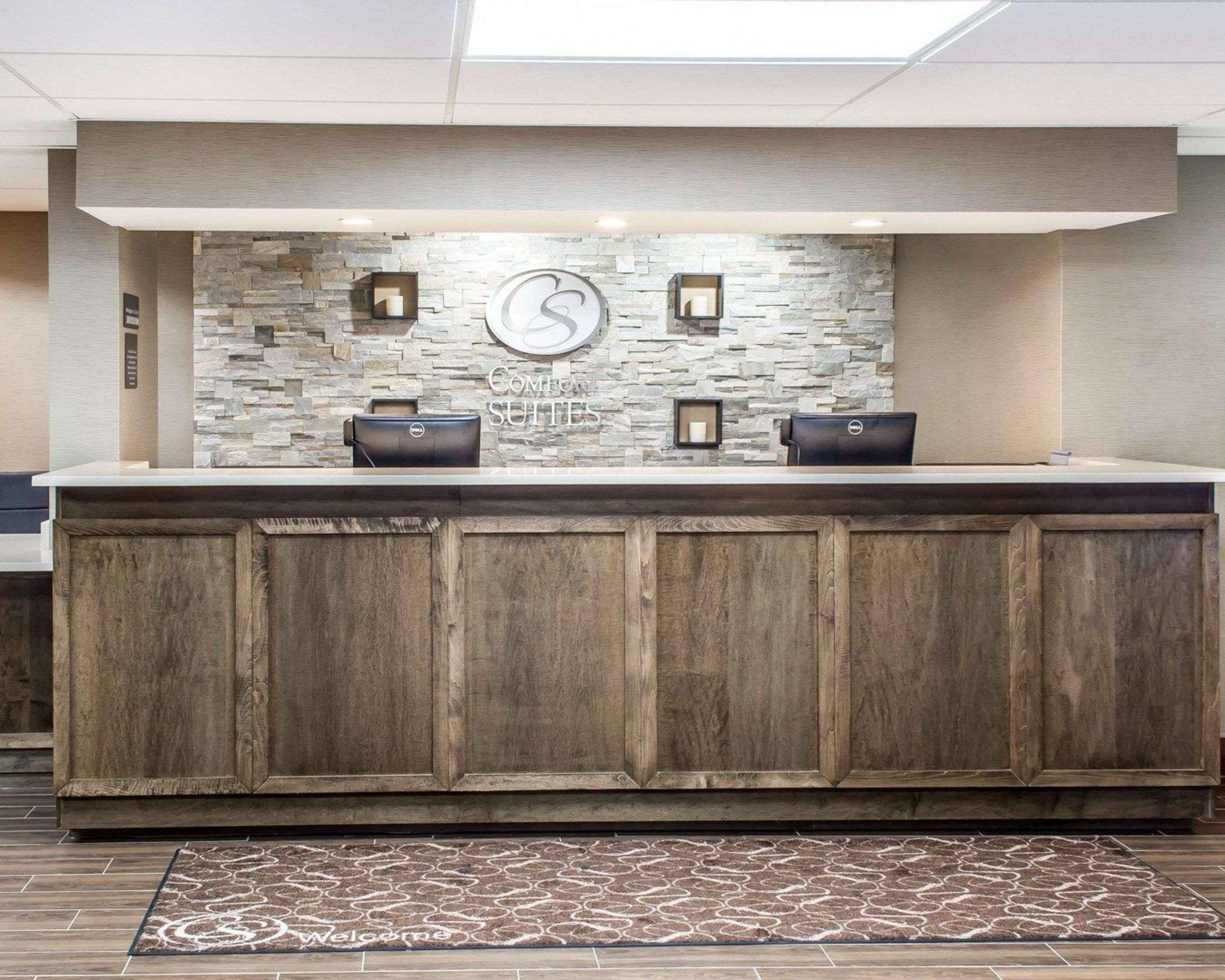 Comfort Suites Near Potomac Mills Вудбридж Екстер'єр фото