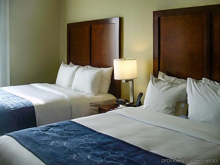 Comfort Suites Near Potomac Mills Вудбридж Екстер'єр фото