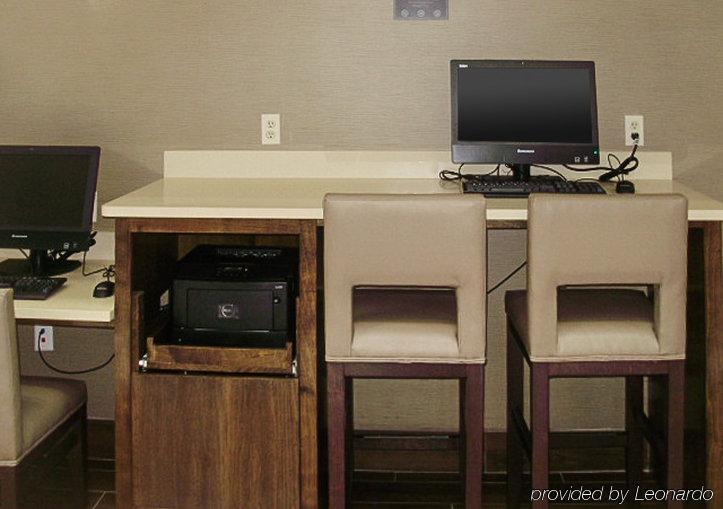 Comfort Suites Near Potomac Mills Вудбридж Екстер'єр фото
